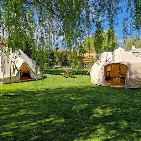 Bridge Glamping - Lunar Tent * Aldwark (North Yorkshire)