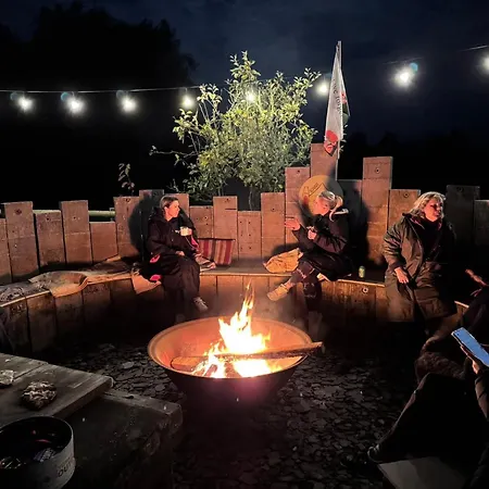 Bridge Glamping - Lunar Tent