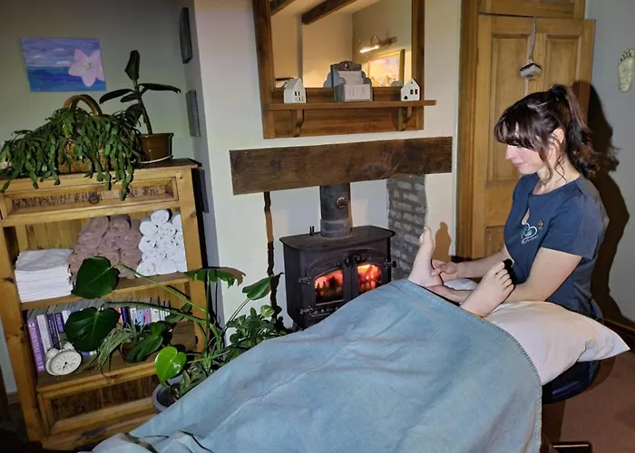 Bridge Glamping - Lunar Tent * Aldwark (North Yorkshire)